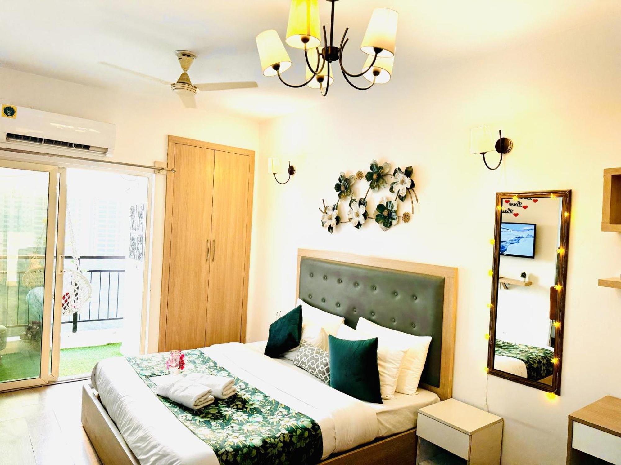 Balcony Escape Stay By Buddies Home Noida Exteriör bild